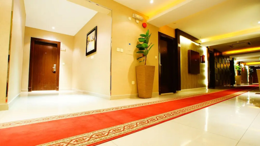 Sama Al Qasr Khorais