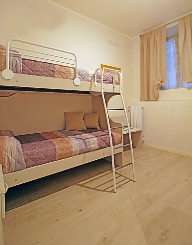 3 Bedrooms Apartment
