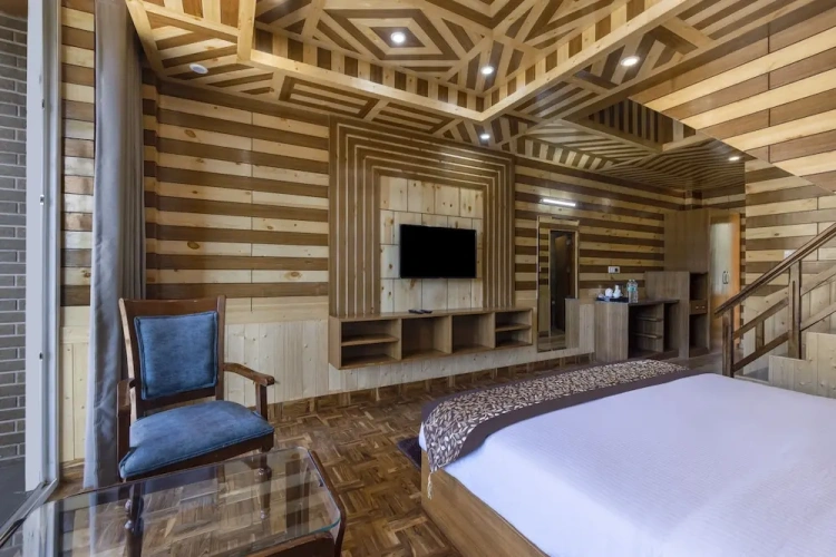 Standard Twin room with balcony and with view