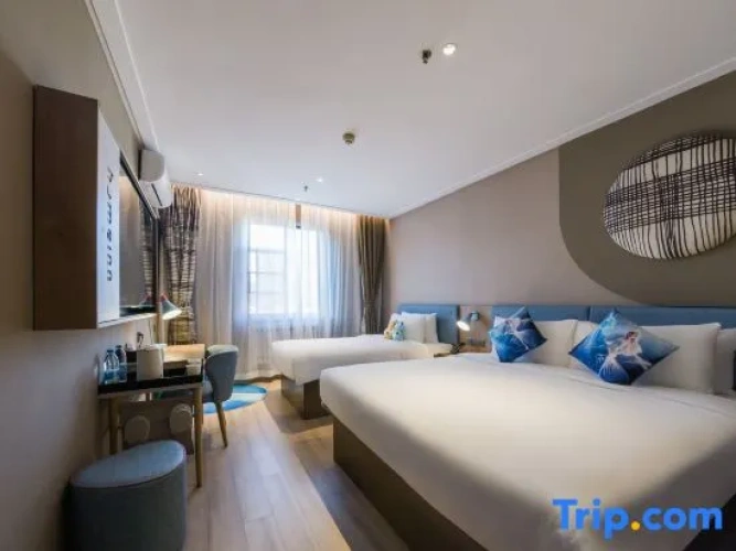 Standard Twin Family room