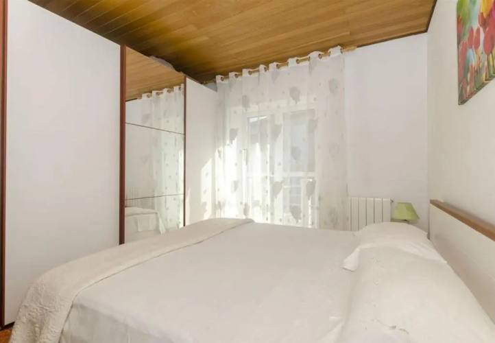 Apartment Lile - 30m from beach