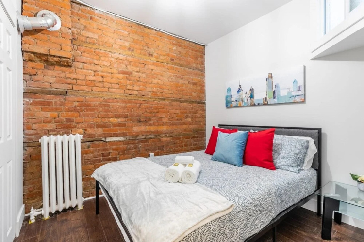 2BR Apt With King Bed Netflix - Near Downtown