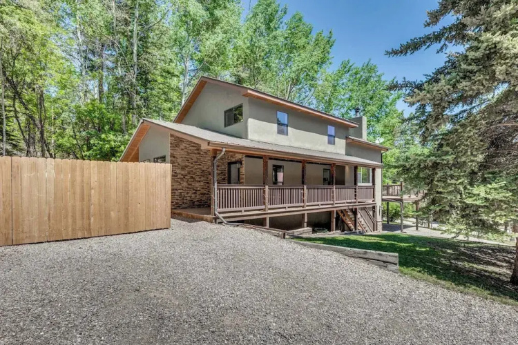 Modern Alpine Cabin 3 Miles to Ski Cloudcroft