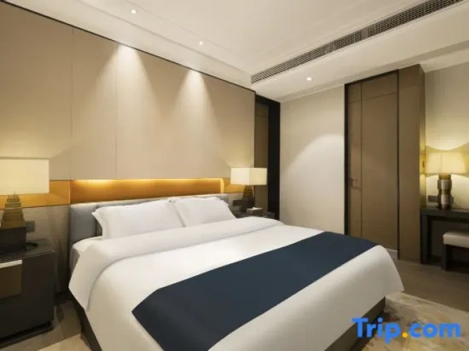 1 Bedroom Suite with balcony