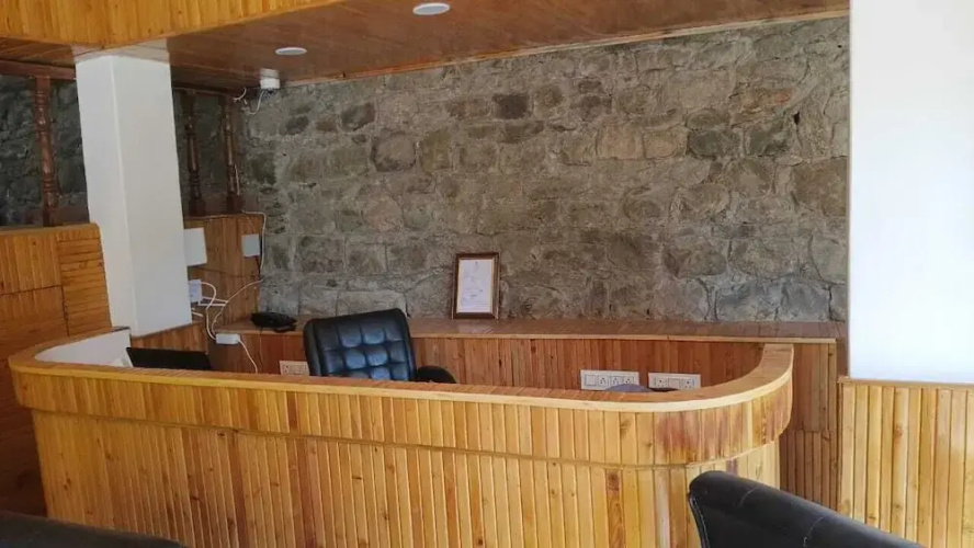 Tirthan Villa Resort