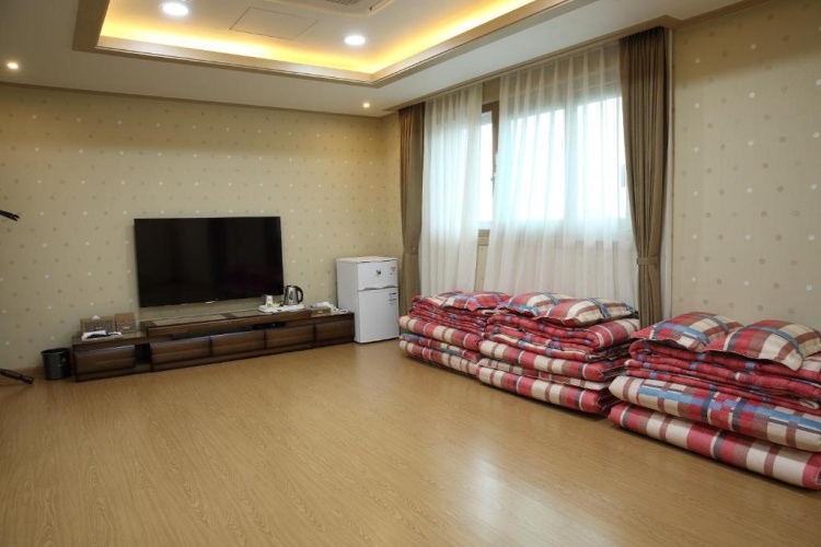 Standard Family room