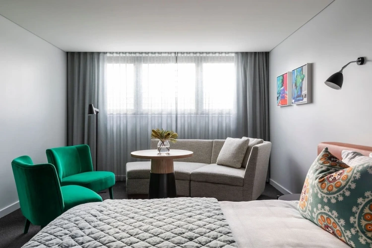 Double Suite