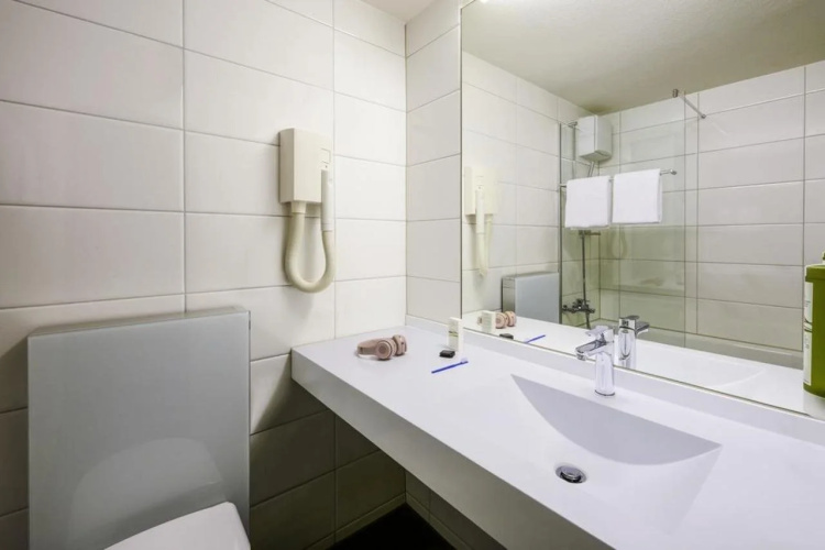 ibis Zurich Adliswil