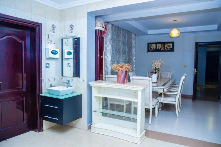 Ballote Holday Home Apartment
