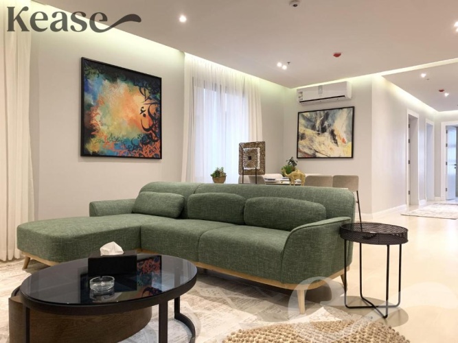 3 Bedrooms Apartment