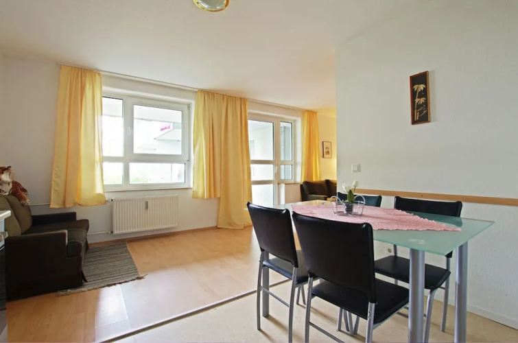 Private Apartment Im Wiesengrunde