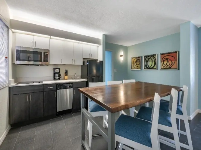 1 Bedroom Double Suite oceanfront