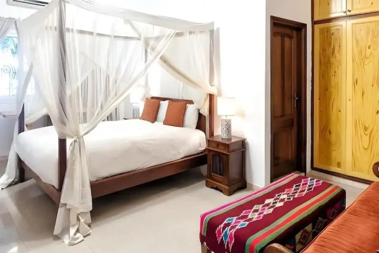 Classic room with balcony