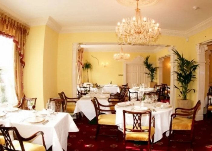 Grand Hotel