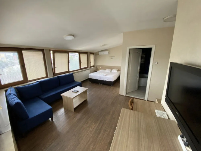 Hotel Cenedag