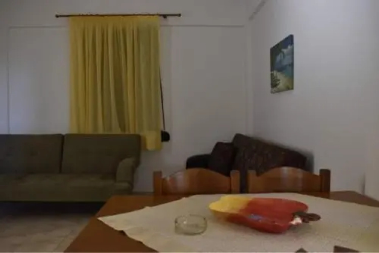 Rousolakos Apartments