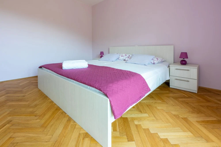 House Vicky