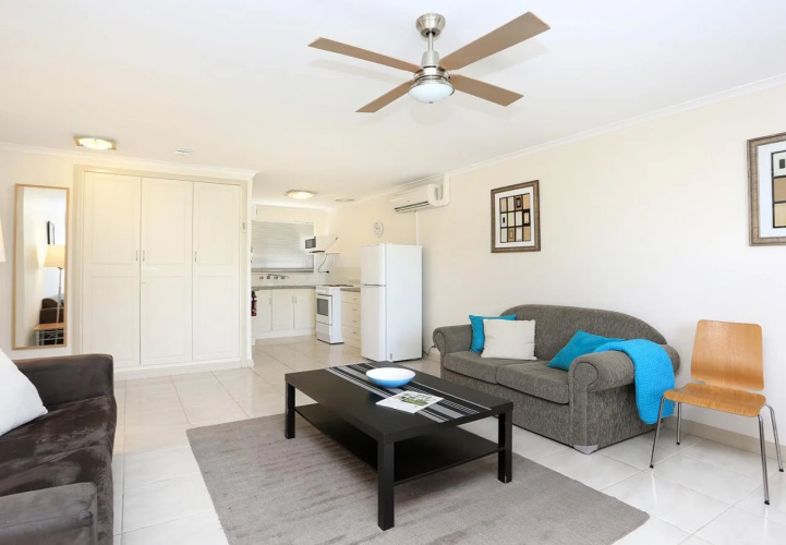 Claret Ash Apartments
