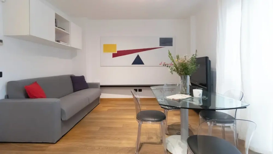 1 Bedroom Apartment with balcony
