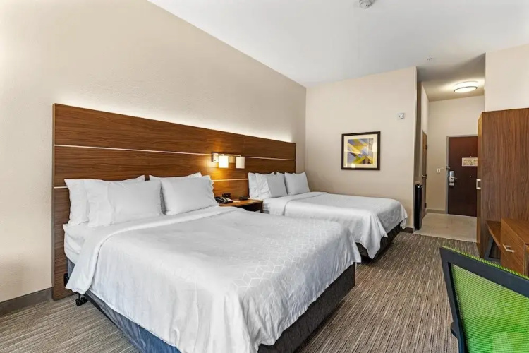 Holiday Inn Express Van Buren Fort Smith Area