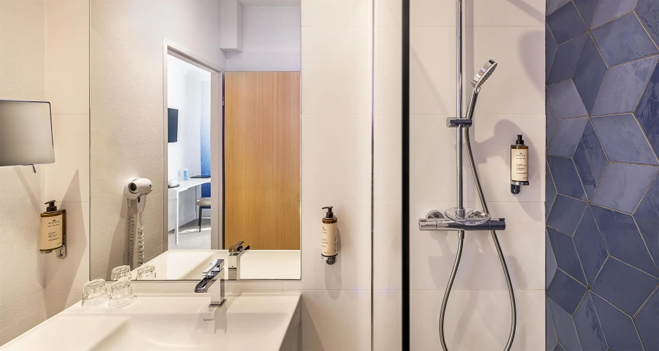 Double Suite