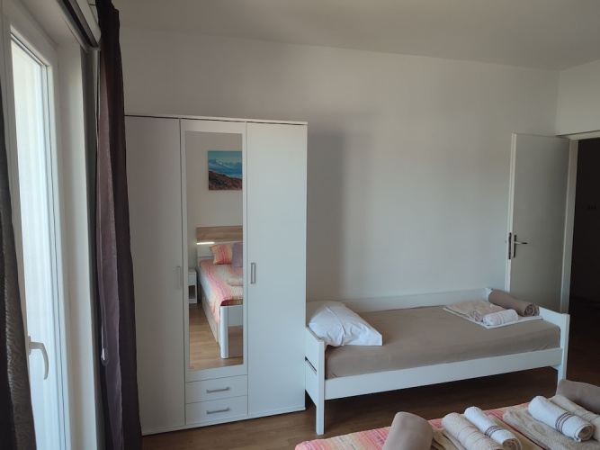Apartments Luka