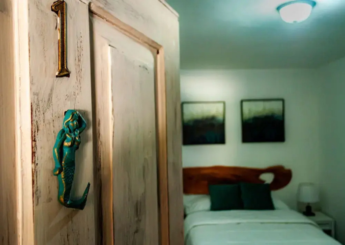 Hotel Mermaids