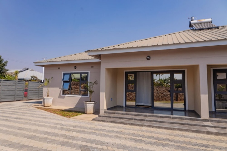 Pabvute 8859 Apartments - Victoria Falls