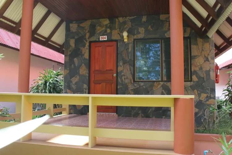 Deluxe Double Bungalow with balcony
