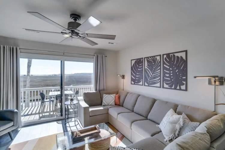 2 Bedrooms Apartment with balcony