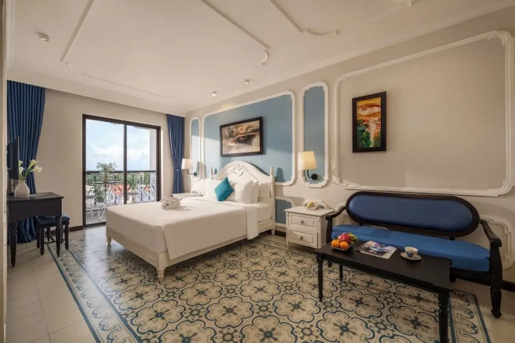 Deluxe Double room with balcony