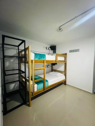 Kromatic Hostel