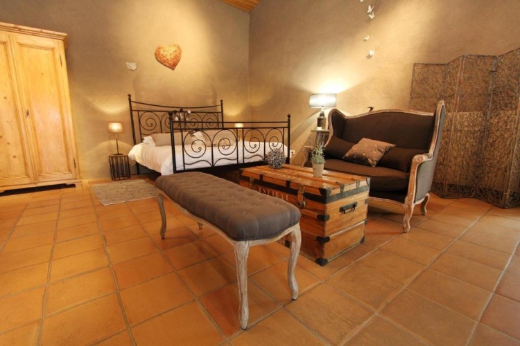 Suite with mountain view