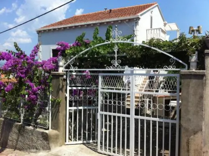 Apartments Farac