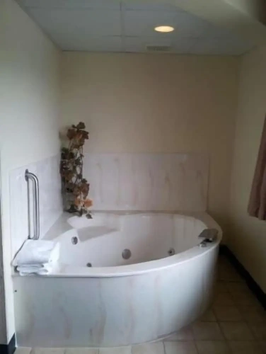 2 Bedrooms Double Suite