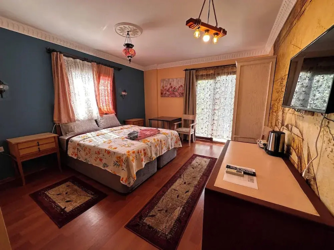 Efes Linden House
