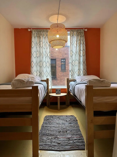Downtown 1 Bedroom Apt Clean Safe Walkable