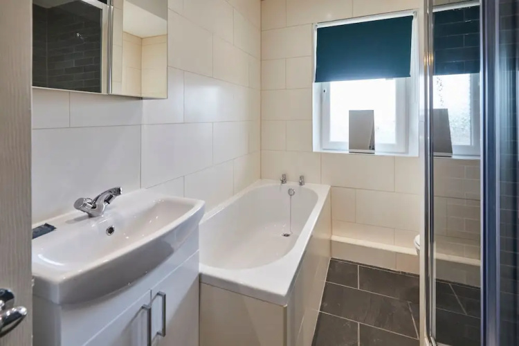 Host Stay The Garret Suite