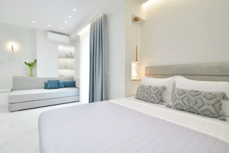 Luxury Triple room