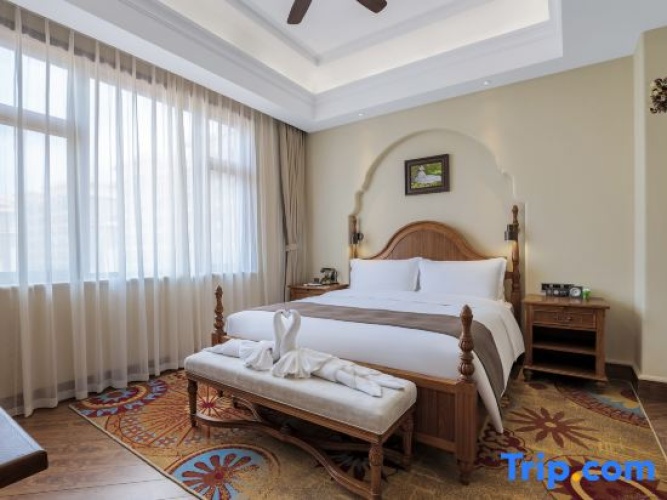 Deluxe Double Suite