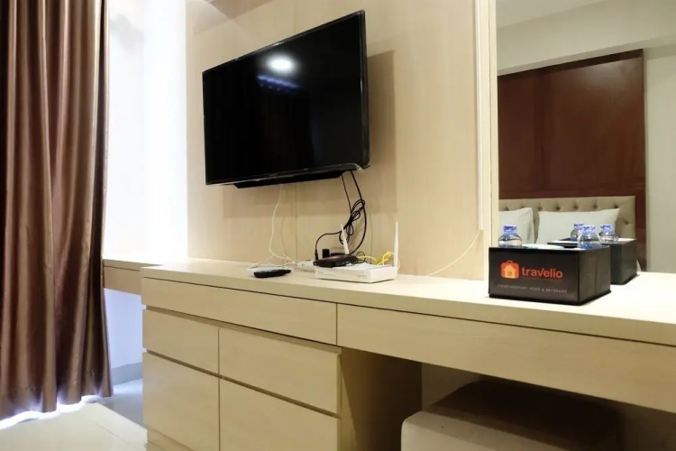 Artistic Studio Apartment at The Oasis Cikarang