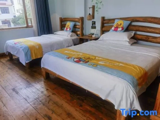 Standard Twin Family room