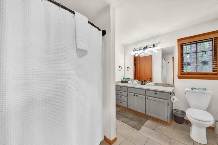 Otter 8 3 Bedroom Home