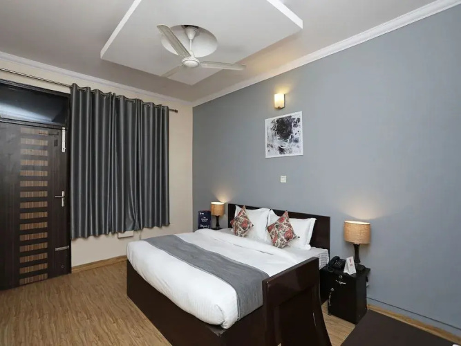 OYO 11761 WhitePod Inn