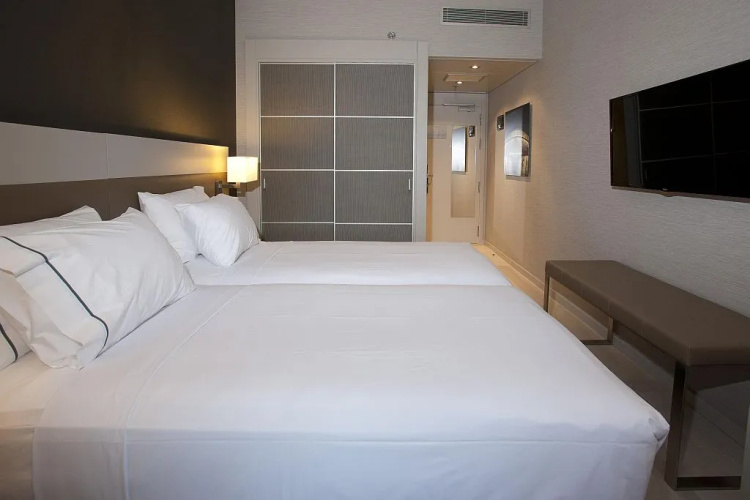 Sh Colón Valencia Hotel photo 9