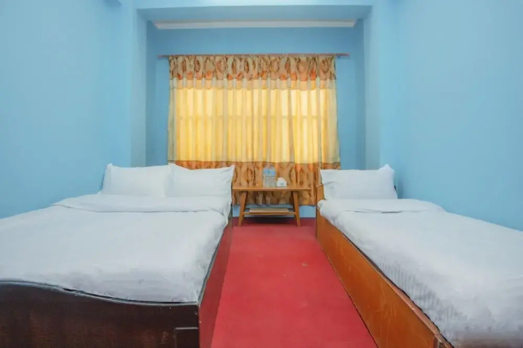 SPOT ON 571 Hotel Ashim