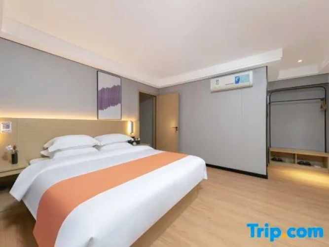 1 Bedroom Business Suite