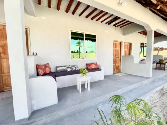 Apartment with balcony