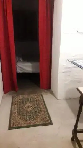 Old British House