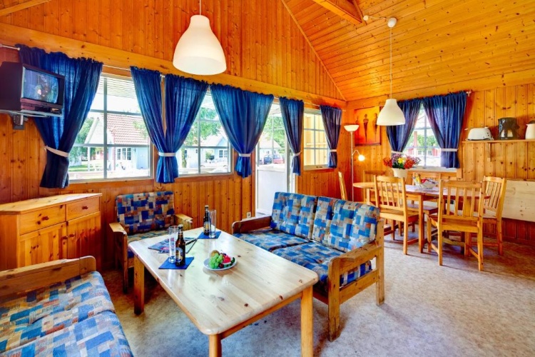 3 Bedrooms Bungalow